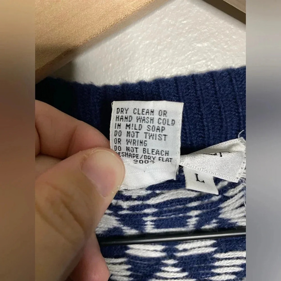 Vintage Navy Blue White Wool Blend Cardigan Sweater Size Large OUTLANDER - Picture 9 of 14